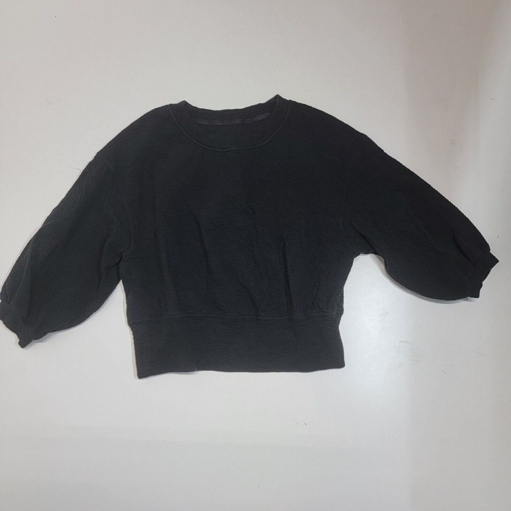 Lululemon Textured Cropped Crewneck Pullover Black Women's Size 6 Balloon Sleeve